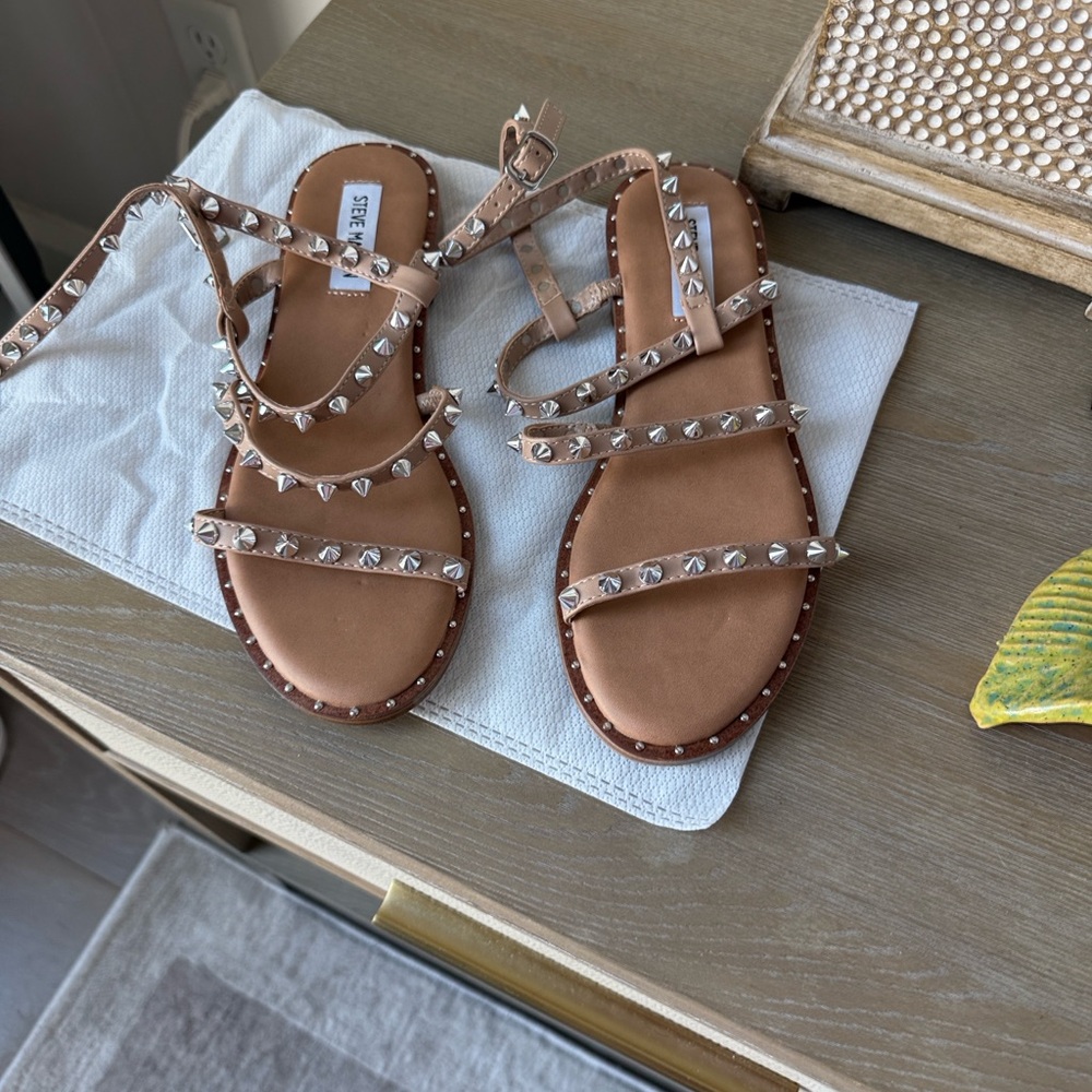 Steve Madden Tan Studded Sandals 7.5